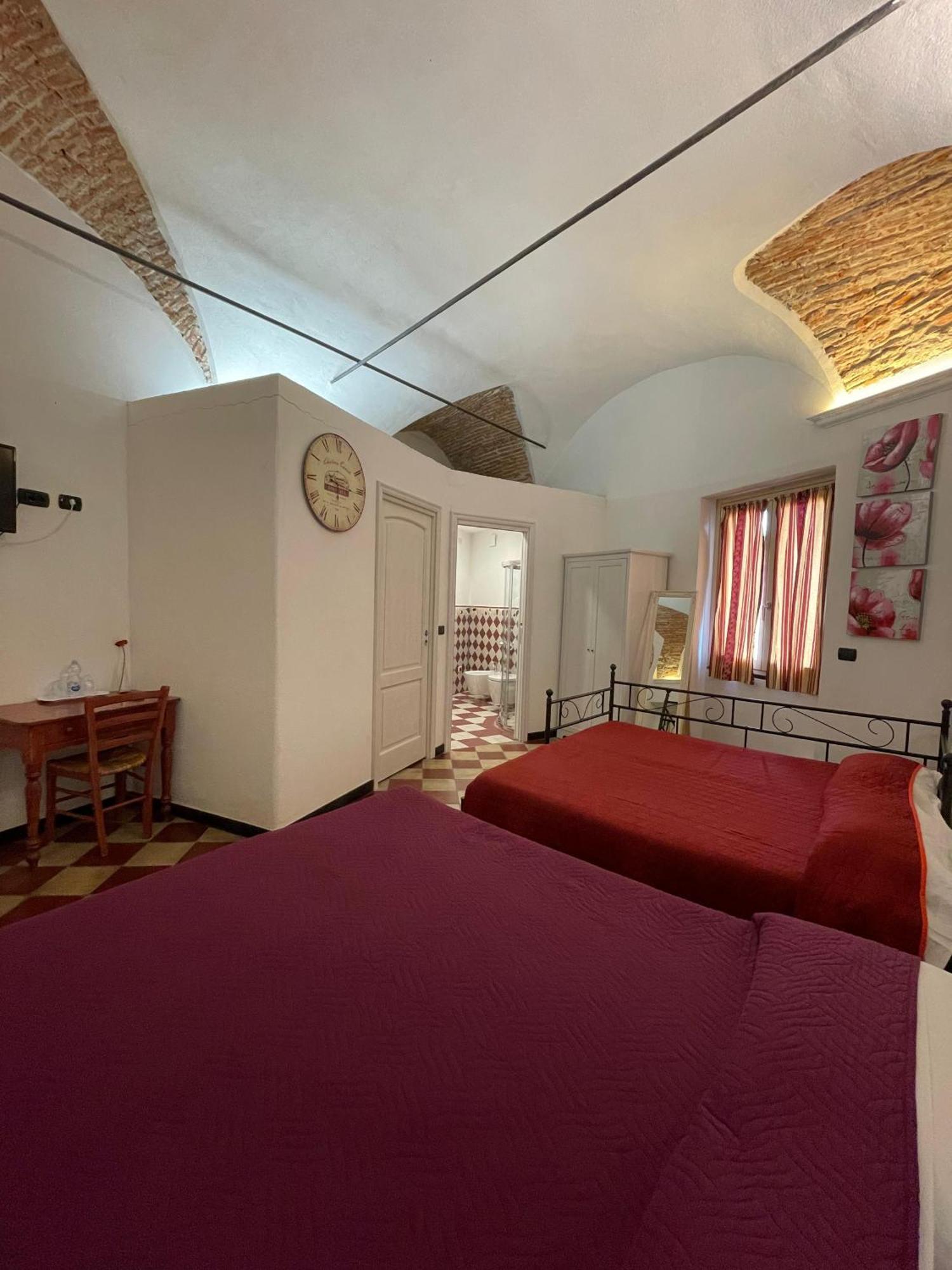 Ca' Du Batan Bed & Breakfast Spotorno Exterior foto